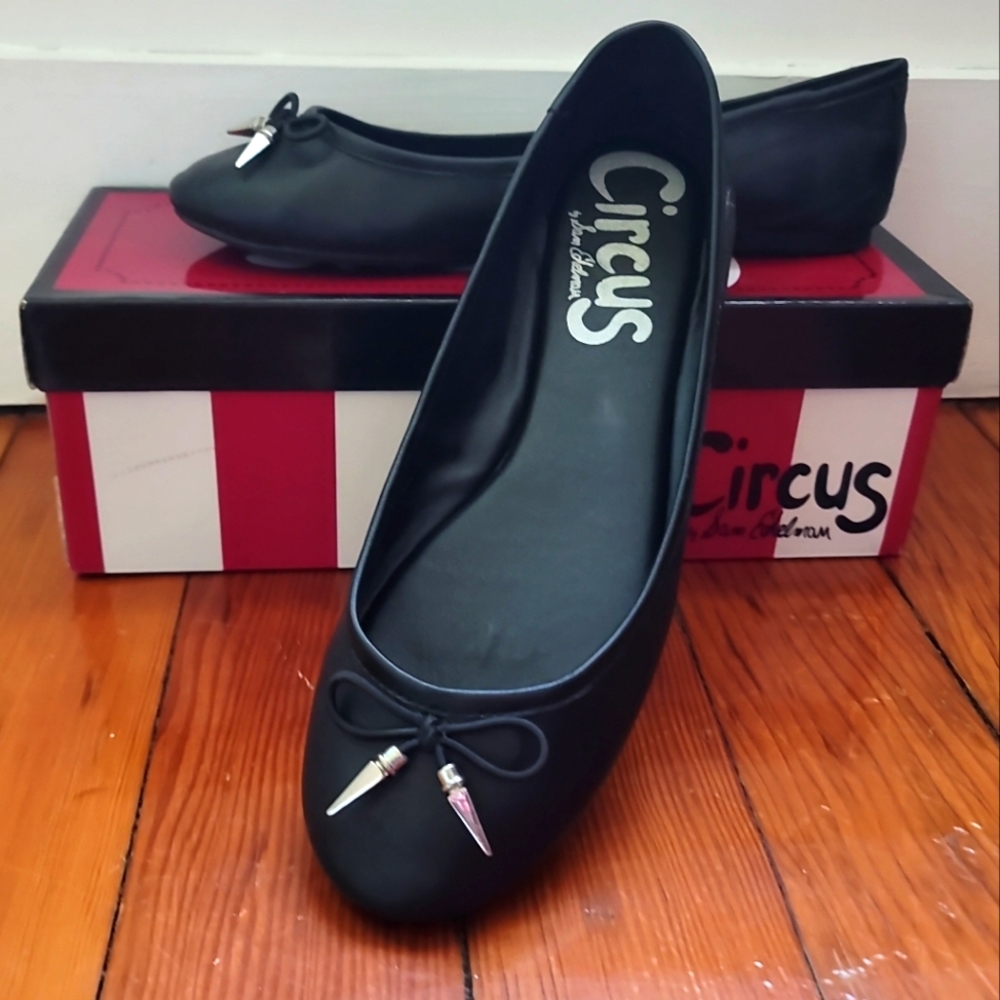 Sam Edelman Black Flats